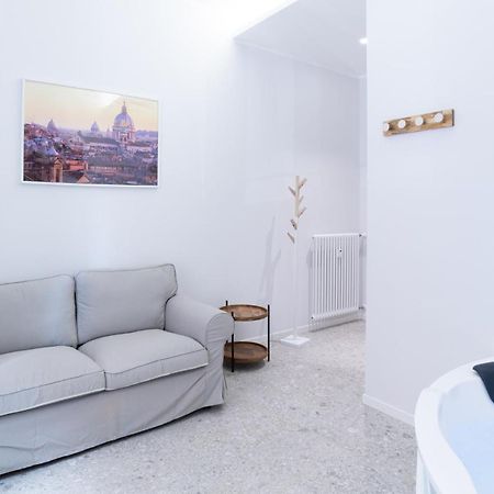 White Home Suite And Rooms Rome Buitenkant foto