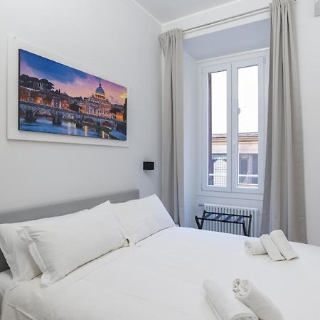 White Home Suite And Rooms Rome Buitenkant foto