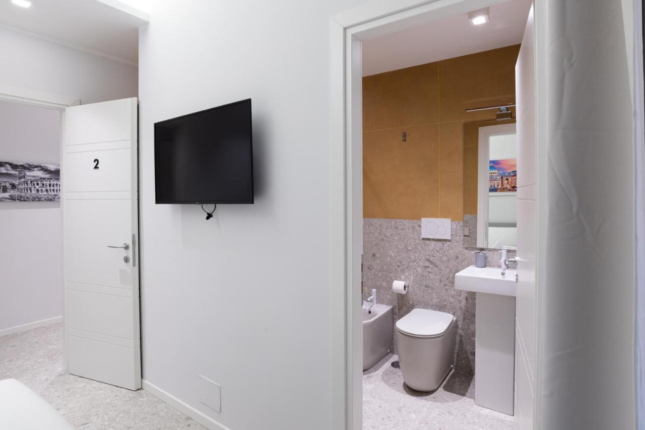 White Home Suite And Rooms Rome Buitenkant foto