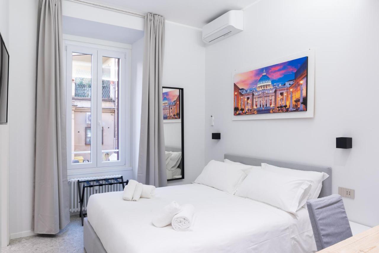 White Home Suite And Rooms Rome Buitenkant foto