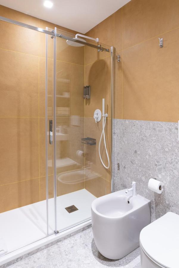 White Home Suite And Rooms Rome Buitenkant foto