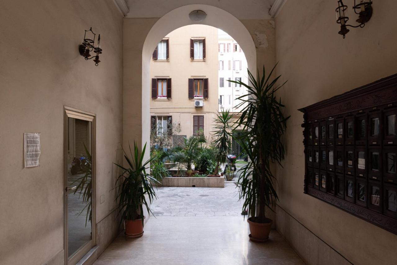 White Home Suite And Rooms Rome Buitenkant foto