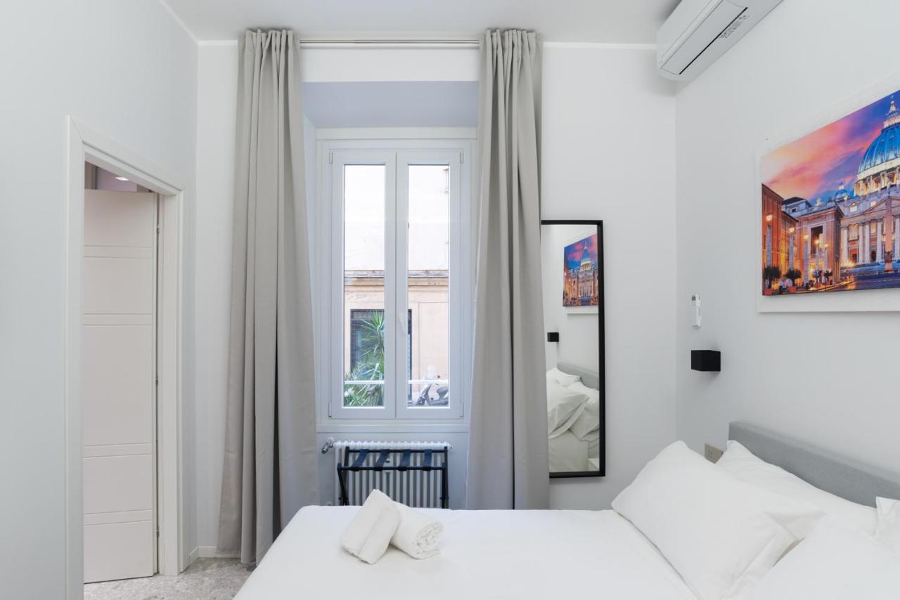 White Home Suite And Rooms Rome Buitenkant foto